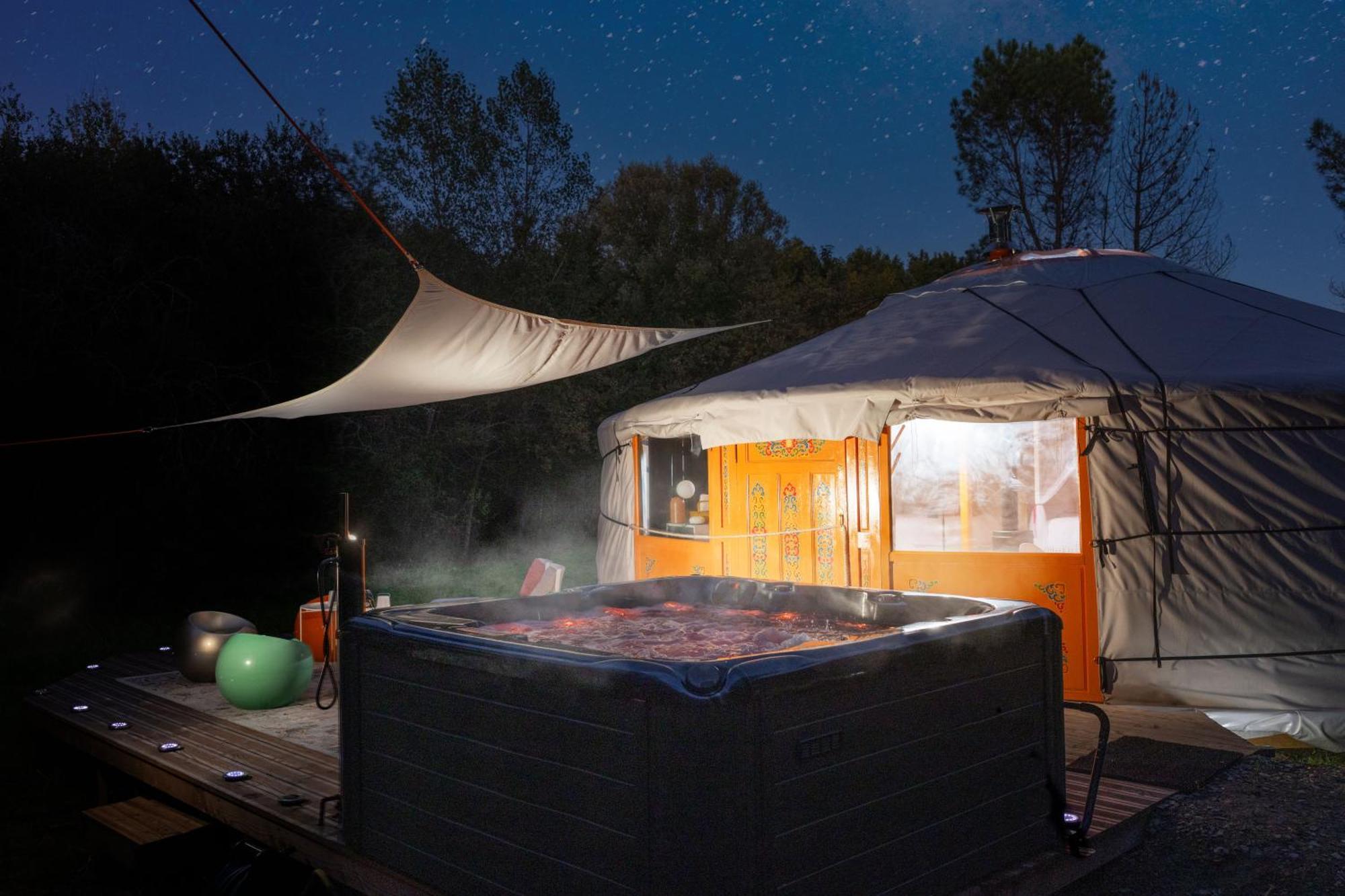 L Ost In Sensations -Hebergements Insolites Et Suites De Luxe Spa Sauna Piscine Foret Marcenais Exterior foto